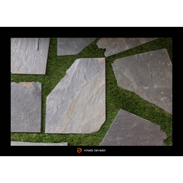 Piedra natural pizarra Planchoncillo Filita Gris Irregular con sierre espesor 2 cm