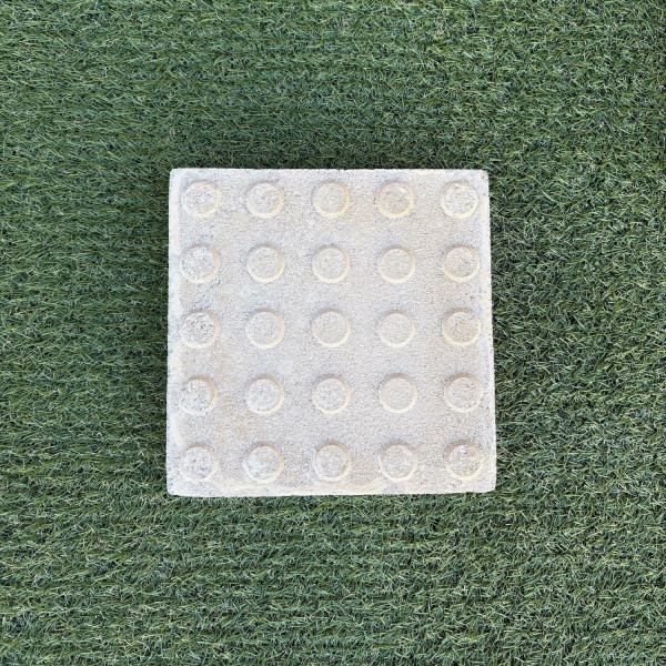 Baldosa hidráulica de hormigon 25 boton 20x20x3cm gris