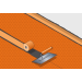 4. Para las uniones entre láminas se debe aplicar el adhesivo impermeable Schlüter-KERDI-COLL-L y colocar la banda KERDI-KEBA en un ancho mínimo de 12,5 cm. La banda de sellado debe solapar la lámina DITRA como mínimo 5 cm por ambos lados.5. Para la imper