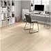 Pinewood 30 x 150 cm utilizado como pavimento en habitación.